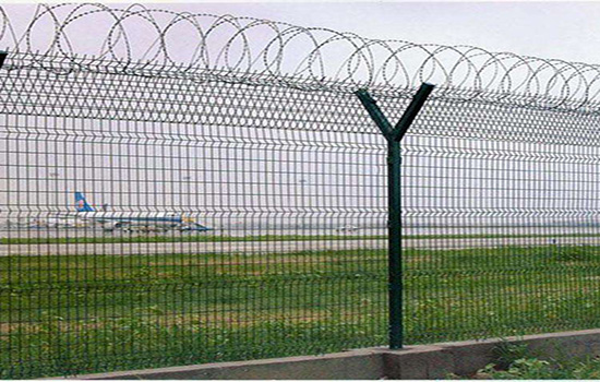 飛機(jī)場<a href=http://m.lhxxft.cn target=_blank class=infotextkey><a href=http://m.lhxxft.cn target=_blank class=infotextkey>圍欄</a>網(wǎng)</a>