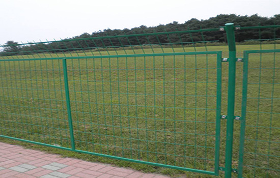 浸塑<a href=http://m.lhxxft.cn target=_blank class=infotextkey>護欄網(wǎng)</a>