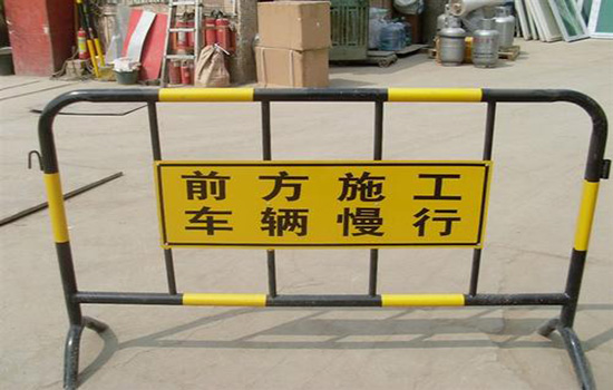 昆明公路波形護(hù)欄廠家安裝步驟?